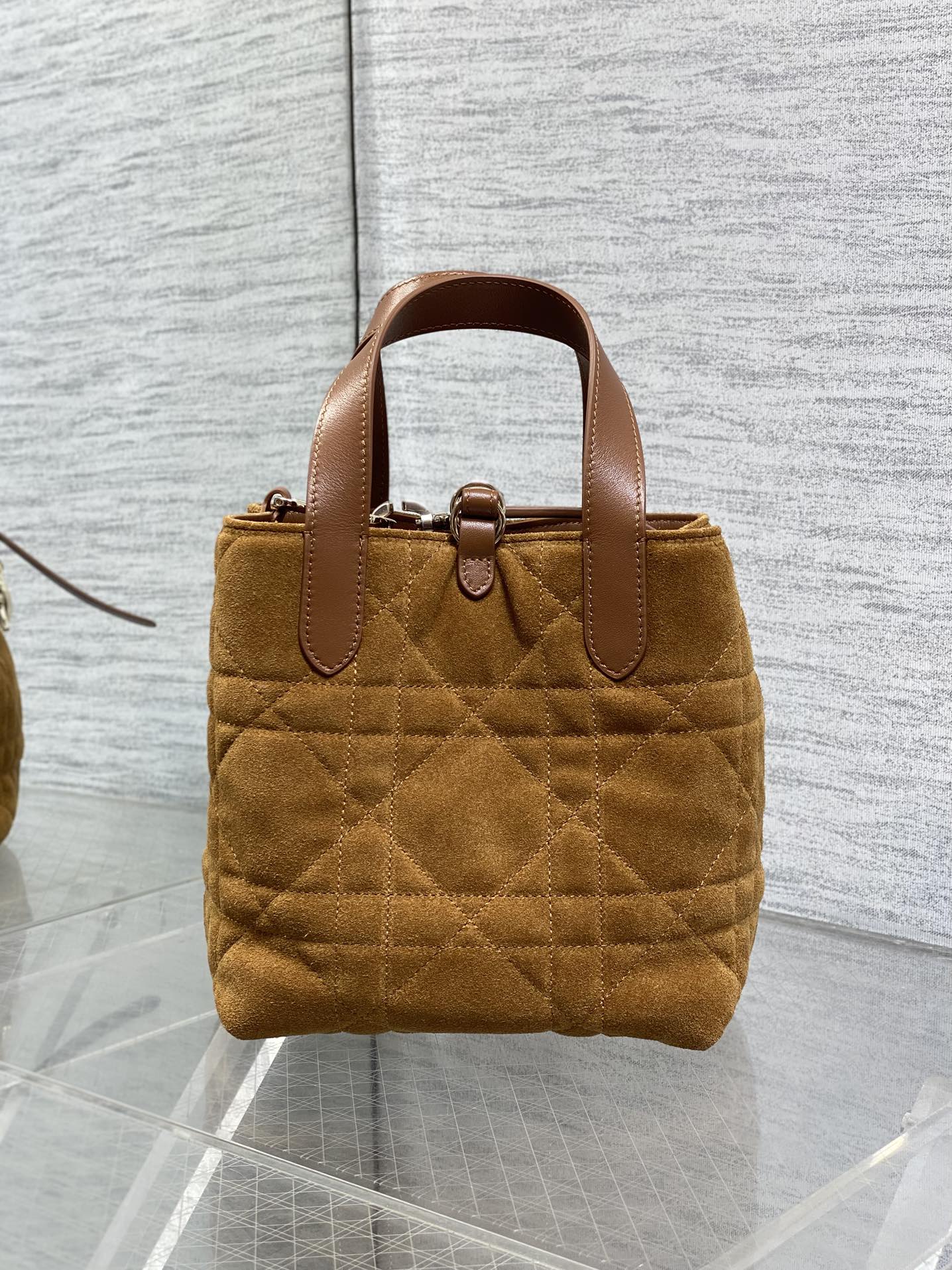 Small Dior Toujours Vertical Tote Bag – Brown Suede – M2835 - Default Title - View 7