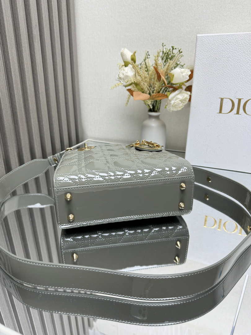 Small Lady Dior Bag M0531 Gray Patent Leahter - Default Title - View 5
