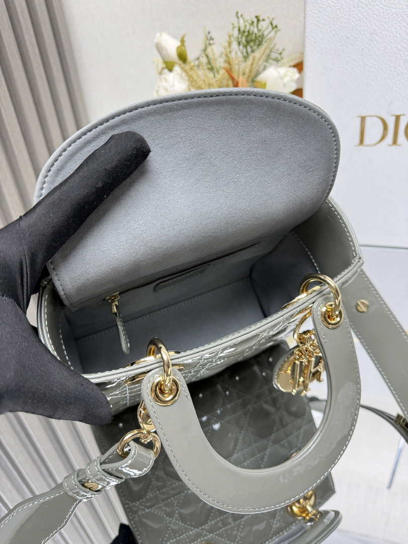 Small Lady Dior Bag M0531 Gray Patent Leahter - Default Title - View 8