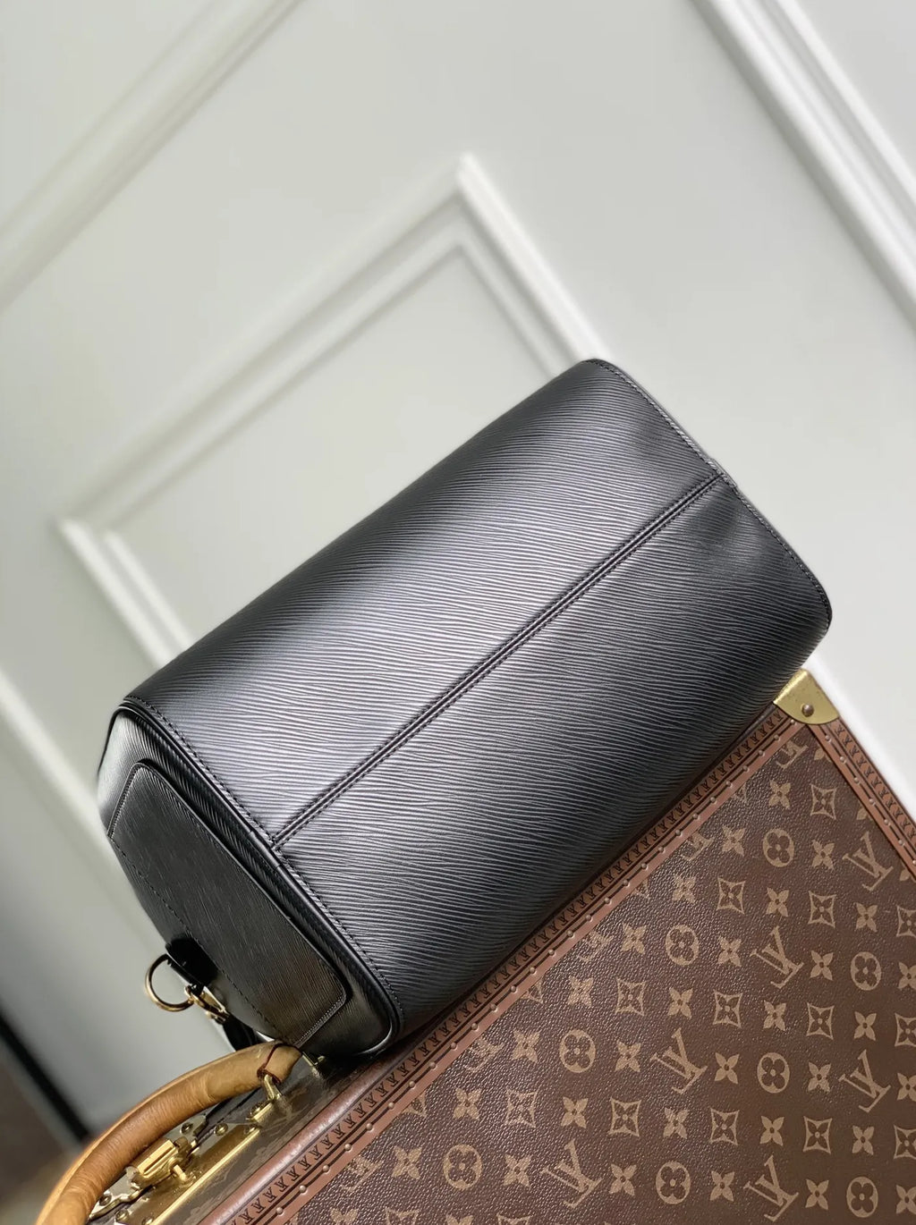 Louis Vuitton Speedy Soft 30 Bag, M29096 Black Cowhide leather
