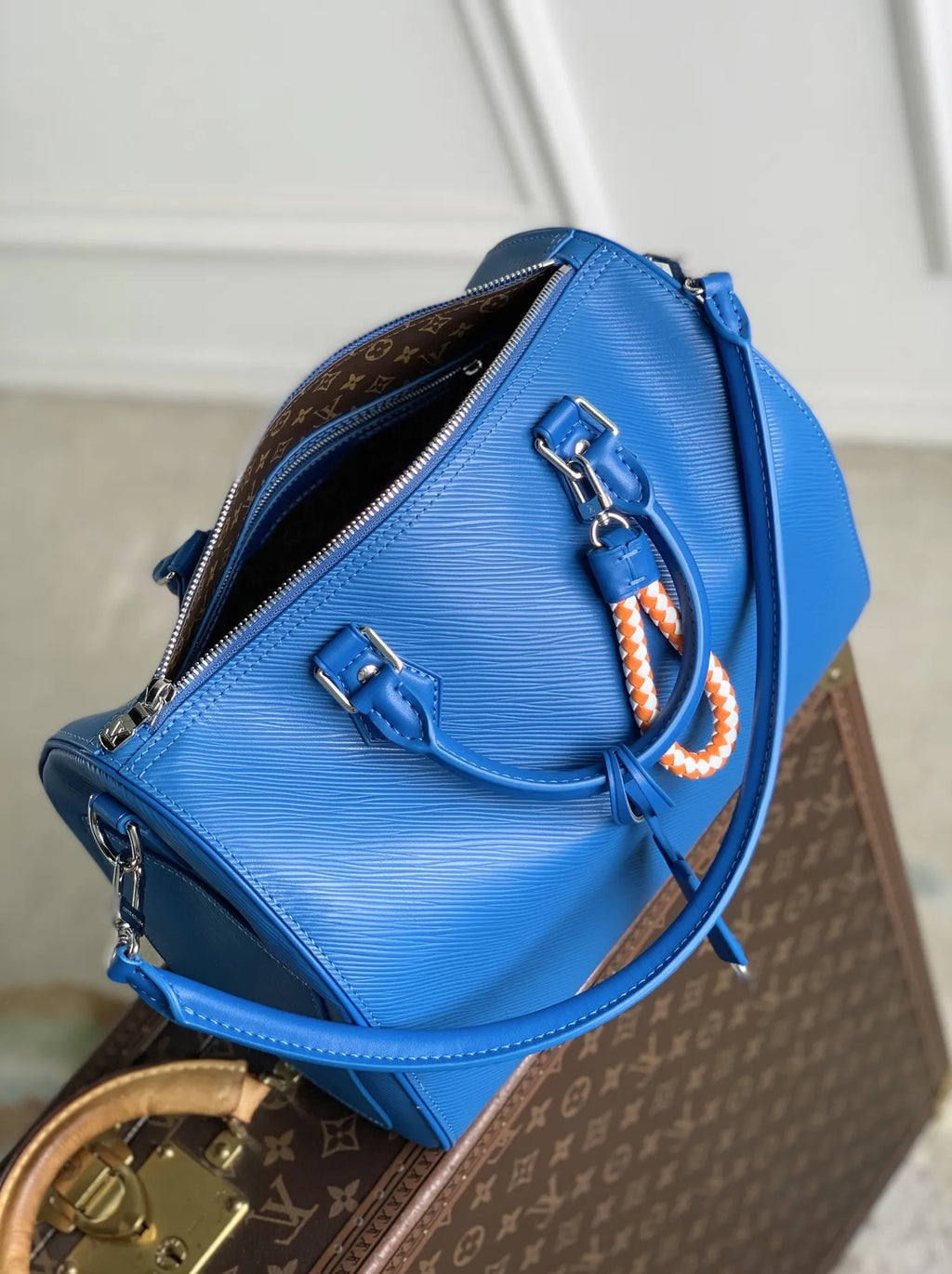 Louis Vuitton Speedy Soft 30 Bag, M29096 Ocean Blue Cowhide leather