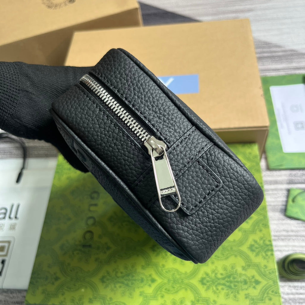 Gucci Jumbo GG toiletry case 766957 in black leather