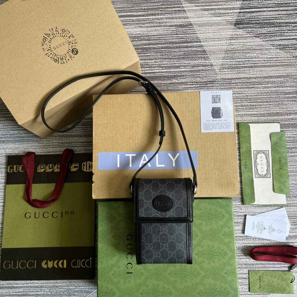 Gucci ‎699402 Mini bag with Interlocking G Black GG Supreme