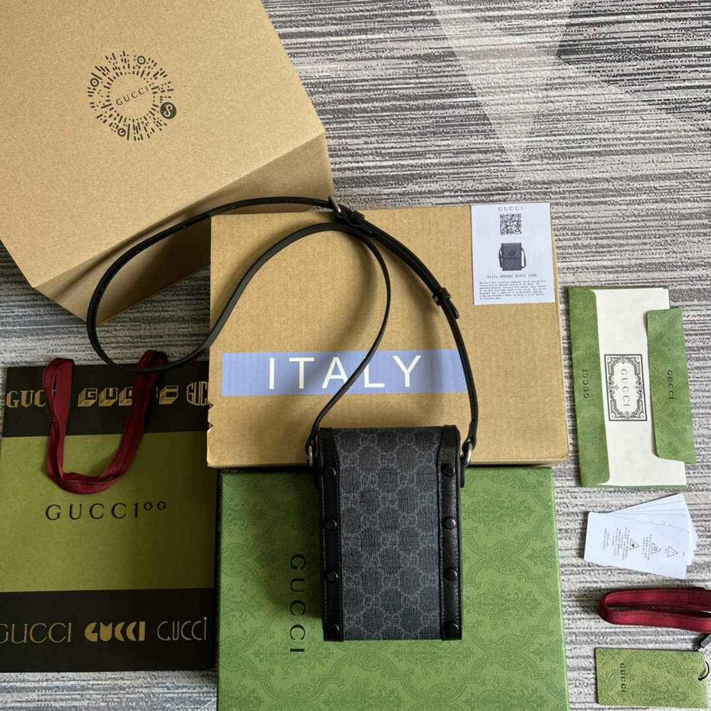 Gucci ‎699402 Mini bag with Interlocking G Black GG Supreme