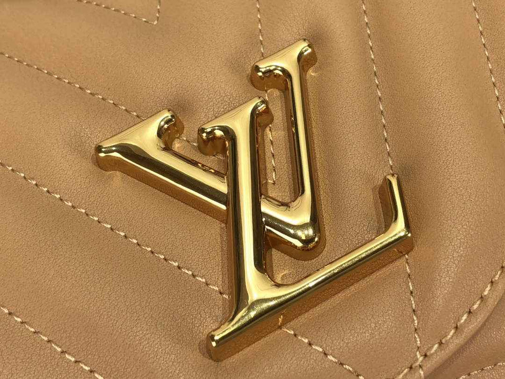 Louis Vuitton M59349 LV New Wave Chain Bag Arizona Beige