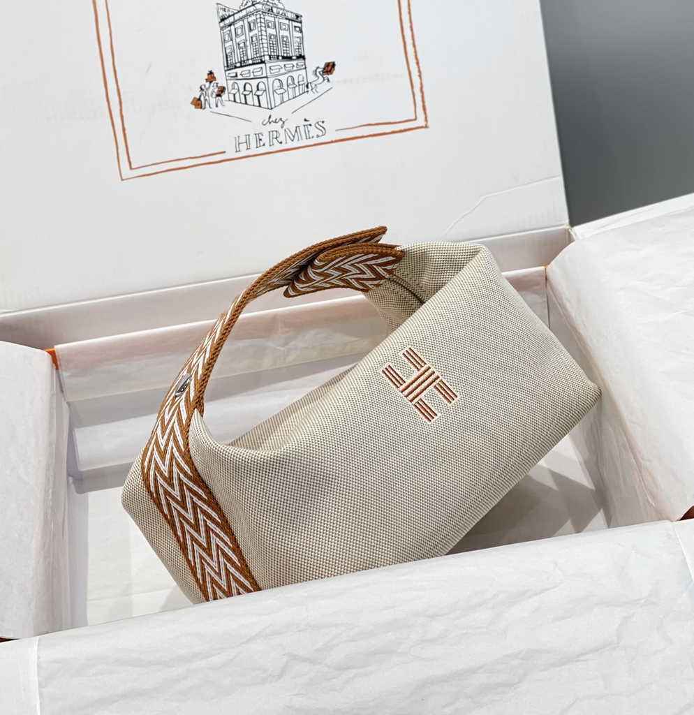 Hermes Bride-a-Brac Cases H103223M18