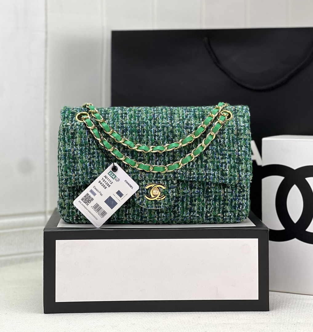 Chanel A01112 Classic Handbag Wool Tweed Gold-Tone Metal Green