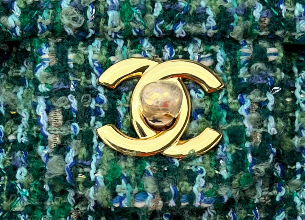 Chanel A01112 Classic Handbag Green Wool Tweed Gold-Tone Metal