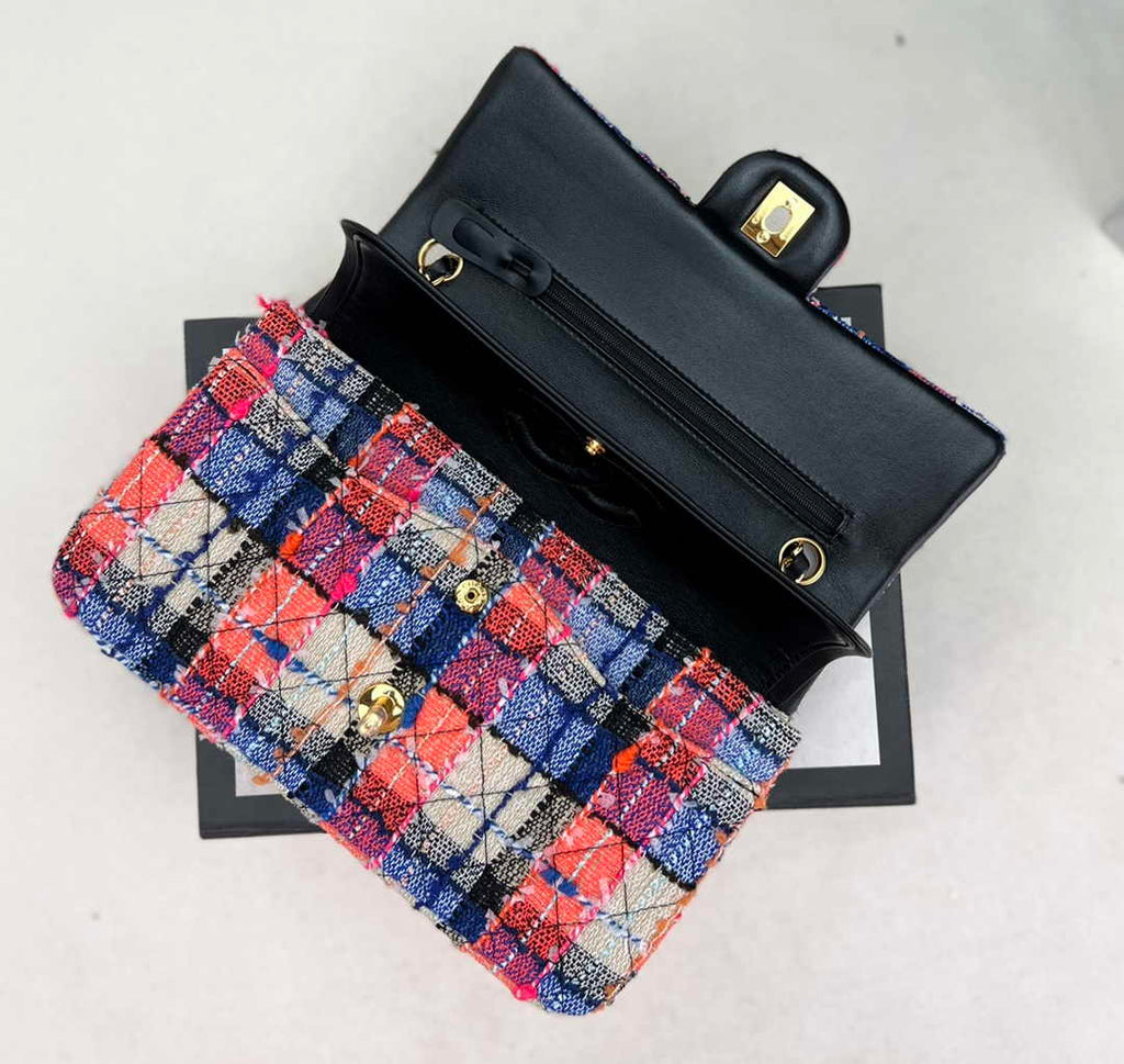 Chanel A01112 Classic Handbag Wool Tweed Gold-Tone Metal Pink Black