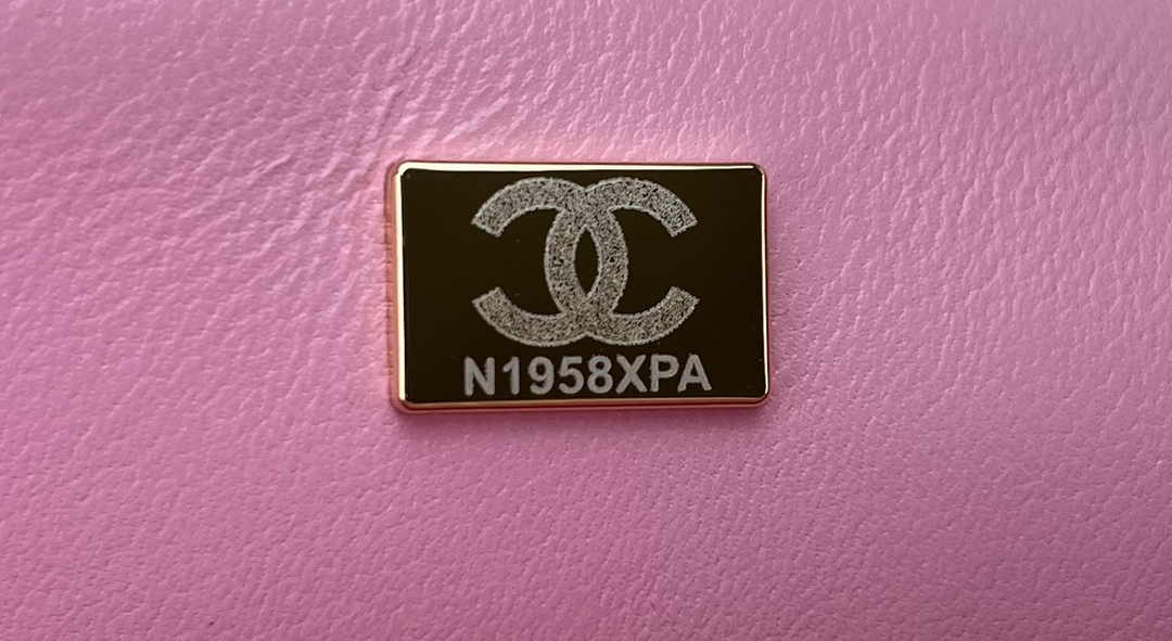 Chanel A01112 Classic Handbag Wool Tweed Gold-Tone Metal Pink