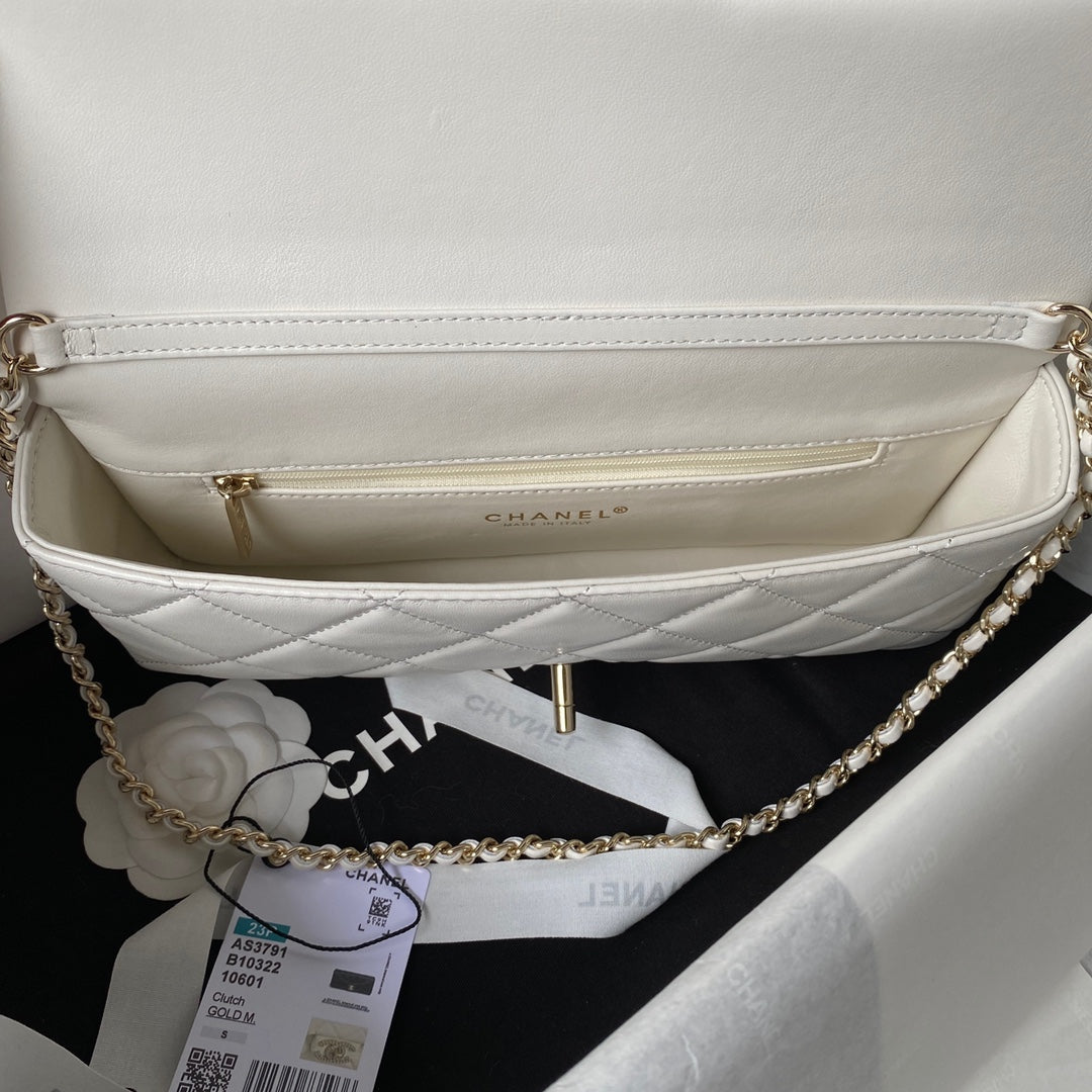 Chanel AP3791 Evening Clutch with chain Lambskin Beige
