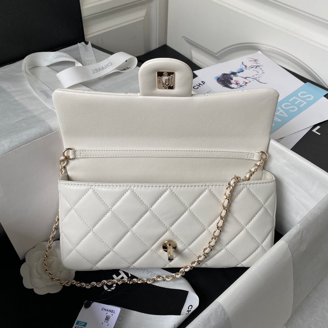 Chanel AP3791 Evening Clutch with chain Lambskin Beige
