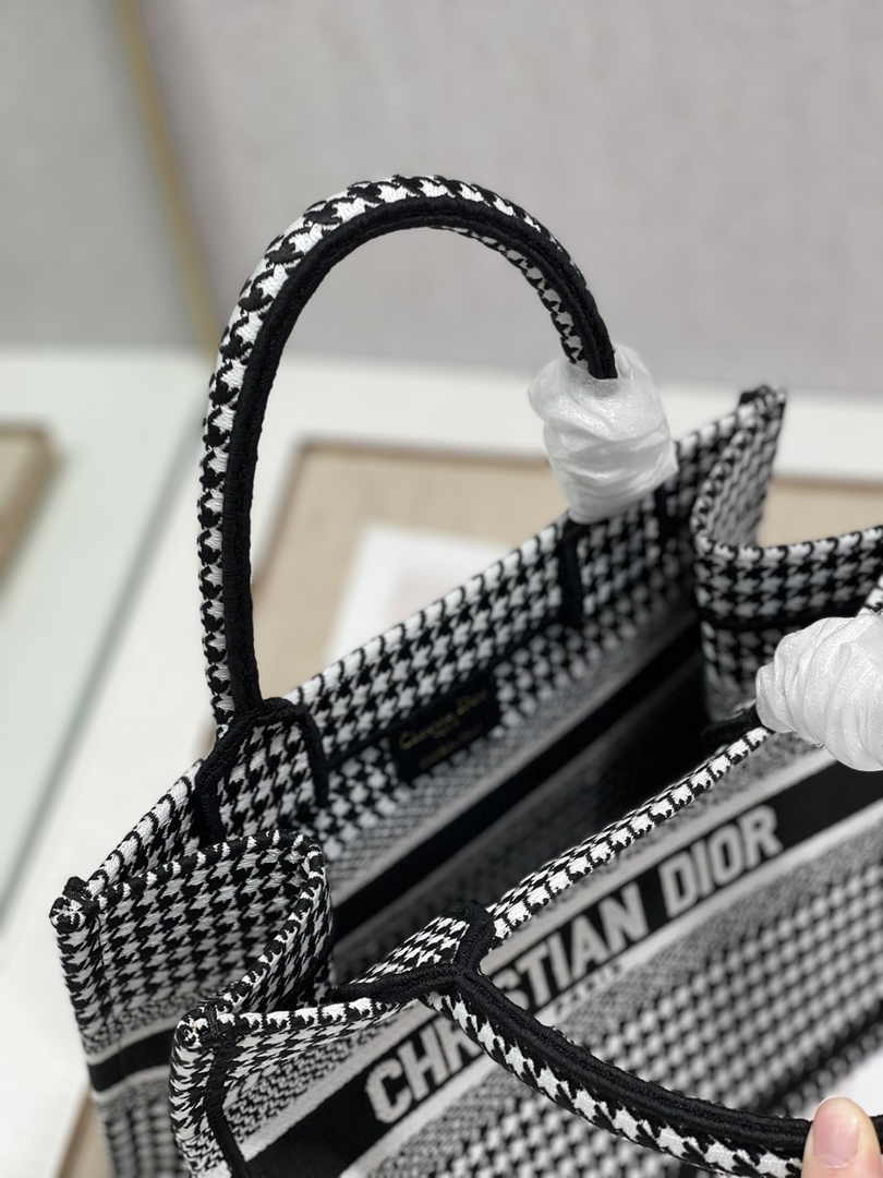 Dior Small Book Tote M1265 Toile de Jouy Embroidery M3519
