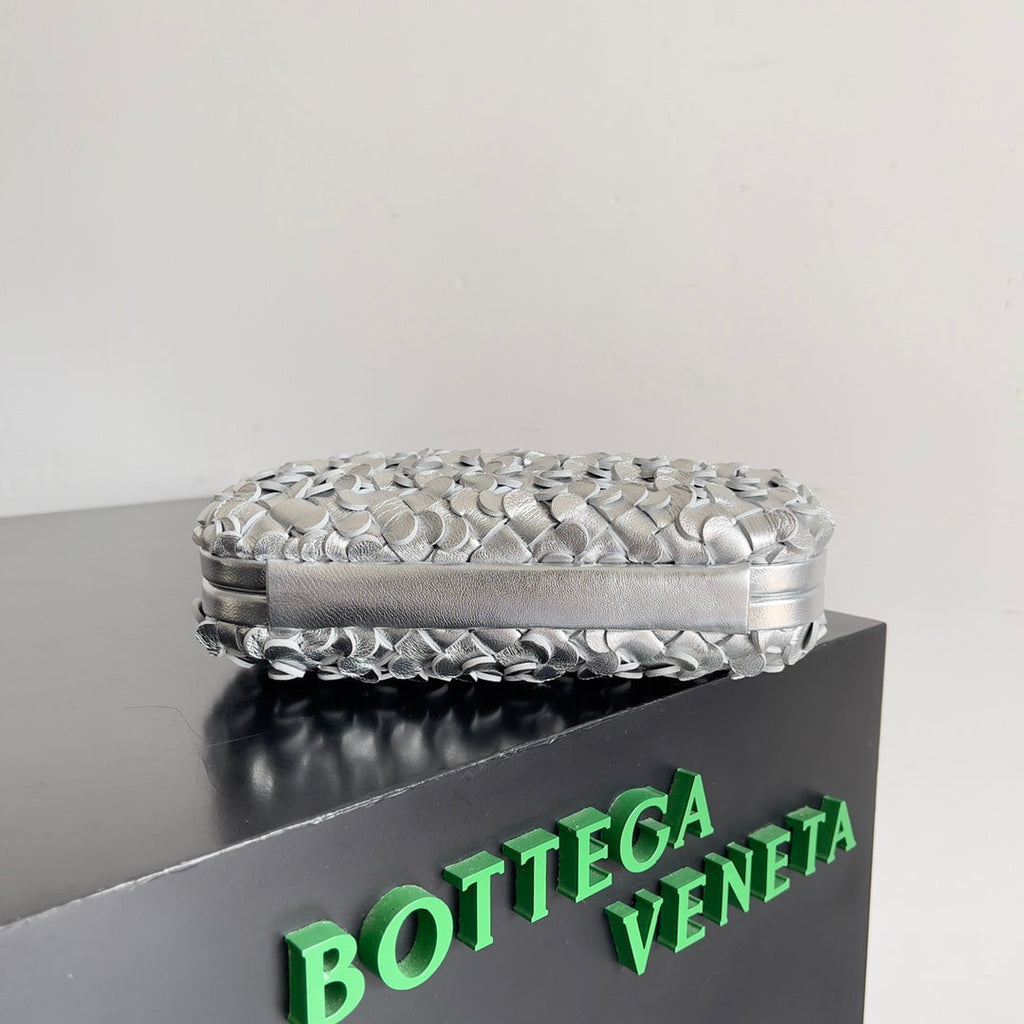 Bottega Veneta Knot 717622 Calfskin Silver Gold