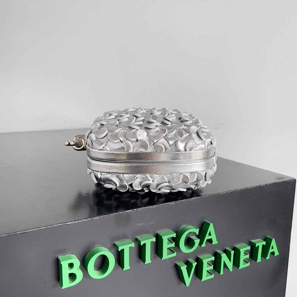 Bottega Veneta Knot 717622 Calfskin Silver