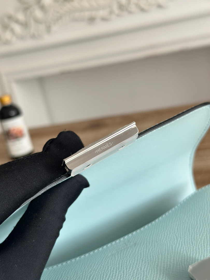 Hermes Constance Epsom Leather 19cm Light Blue Silver H082200