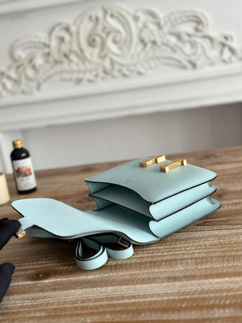 Hermes Constance Epsom Leather 19cm Light Blue Gold H082201