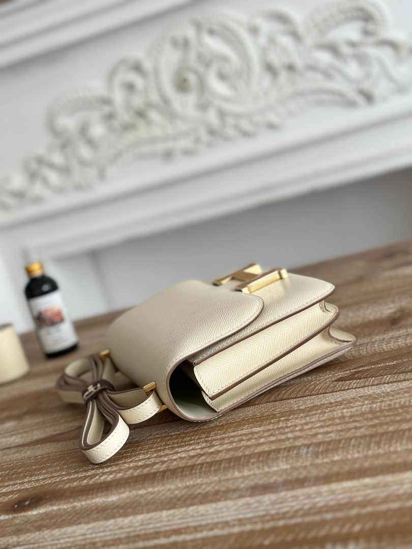 Hermes Constance Epsom Leather 19cm Beige Gold H082203
