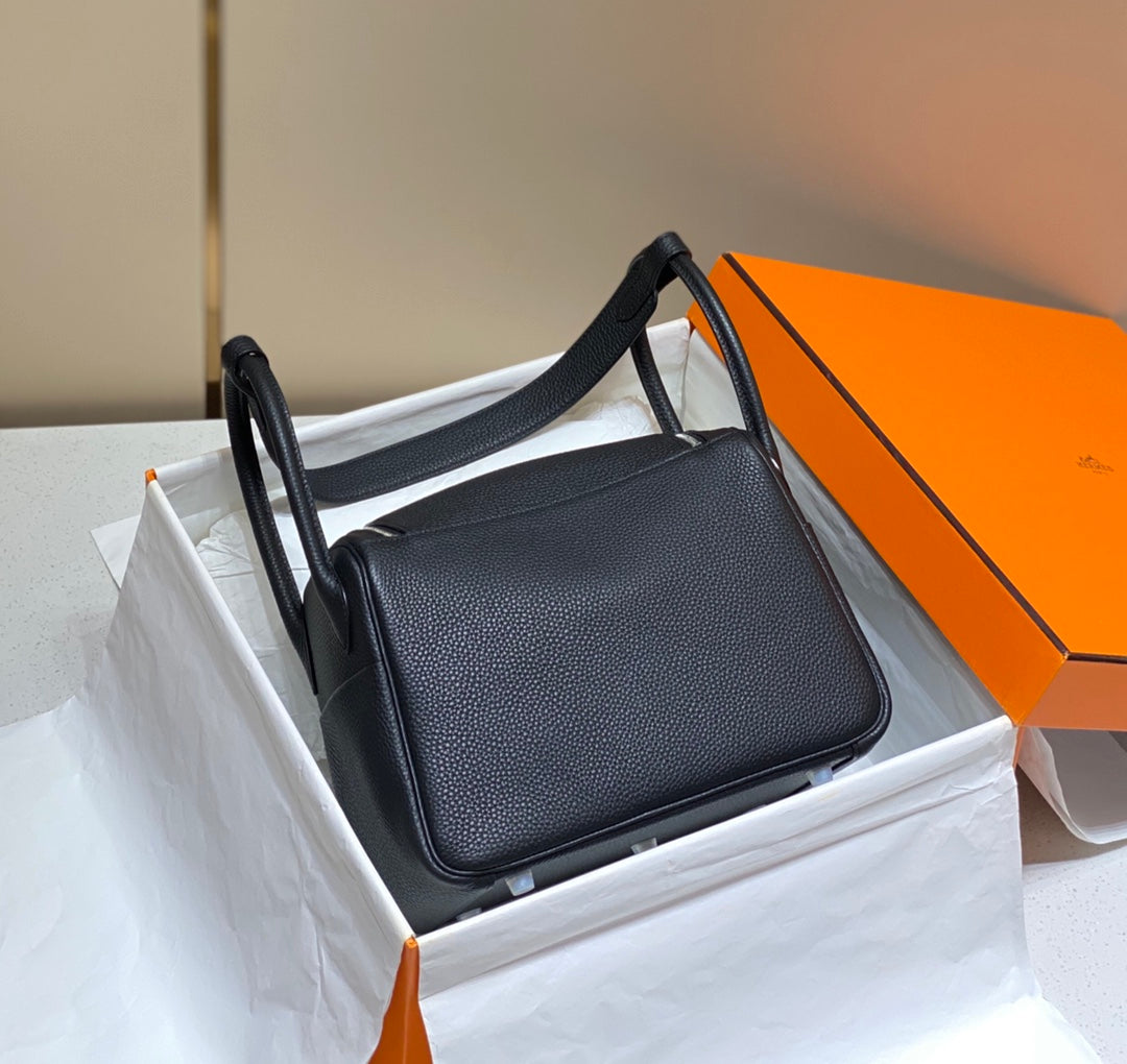 Lindy Hermès 26 Bag Togo Leather H265117