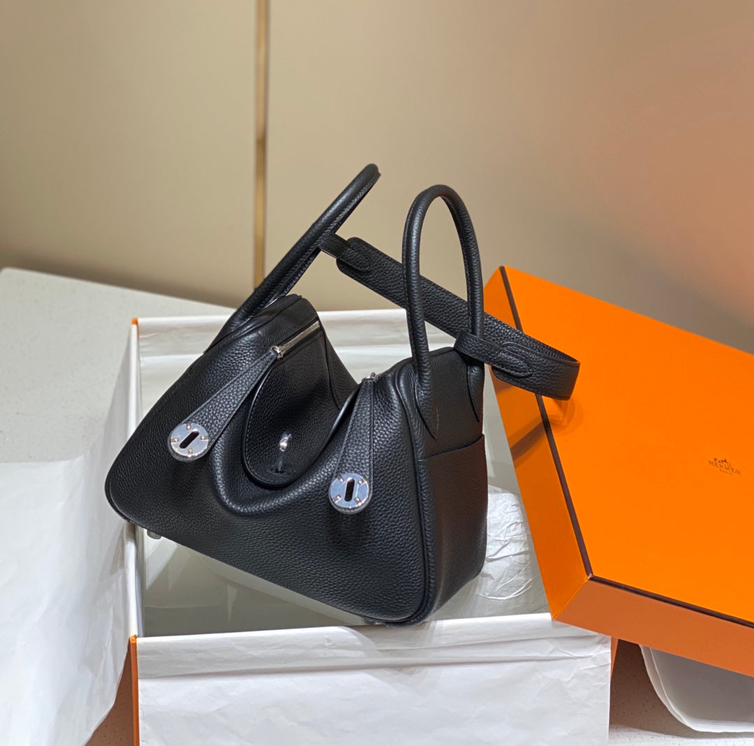 Lindy Hermès 26 Bag Togo Leather H265117