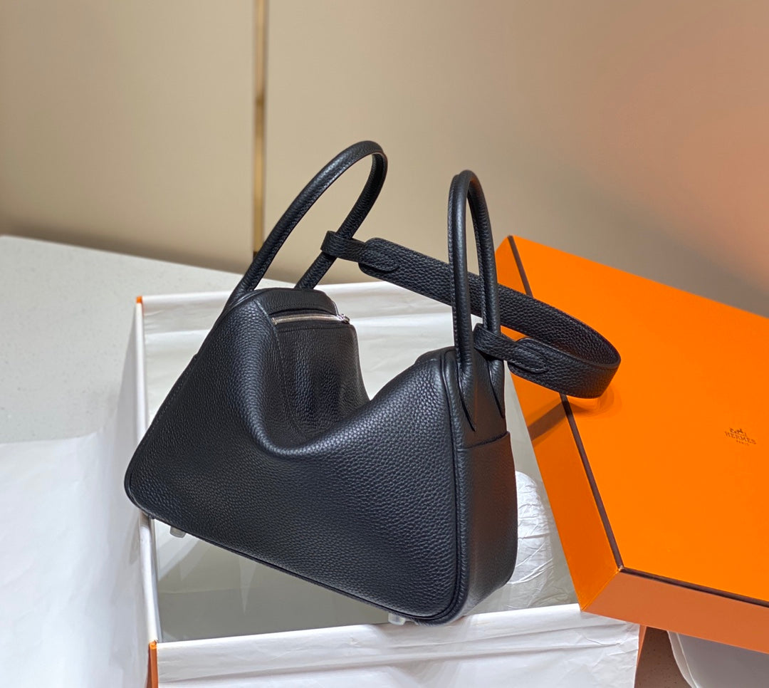 Lindy Hermès 26 Bag Togo Leather H265117