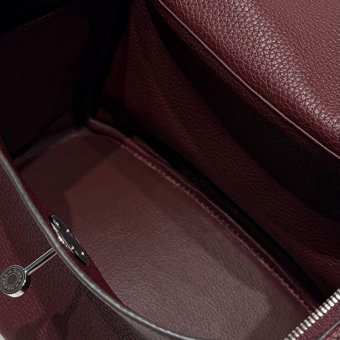 Lindy Hermès 26 Bag Togo Leather H265114
