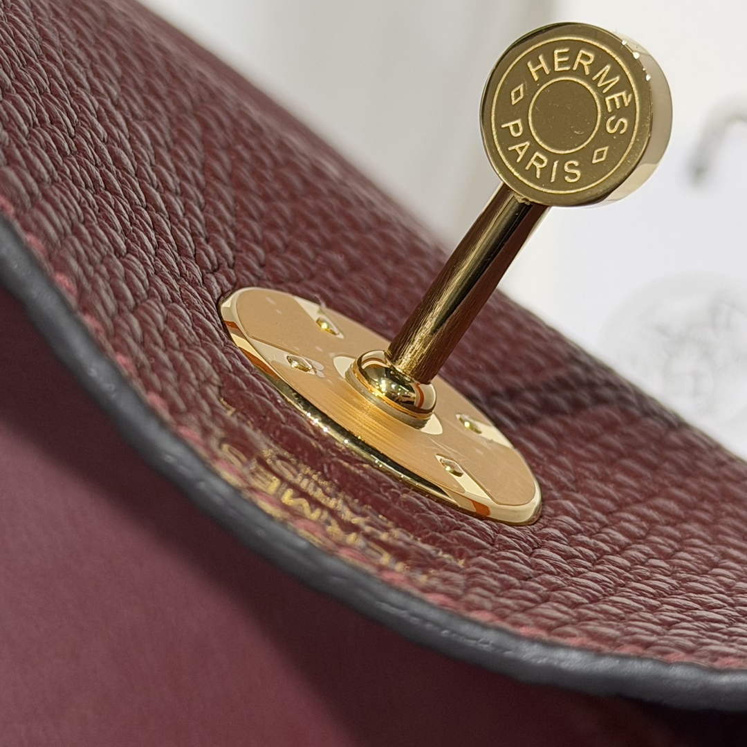 Lindy Hermès 26 Bag Togo Leather H265115