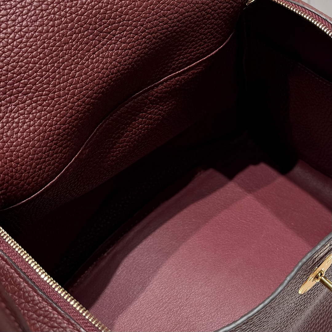 Lindy Hermès 26 Bag Togo Leather H265115