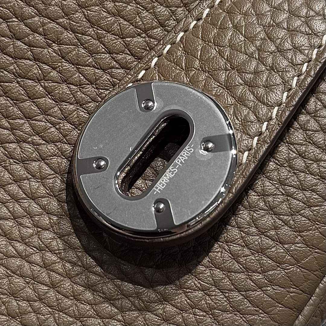 Lindy Hermès 26 Bag Togo Leather H265123