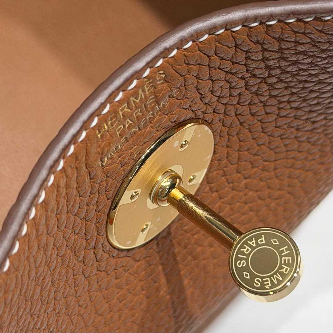 Lindy Hermès 26 Bag Togo Leather H265124