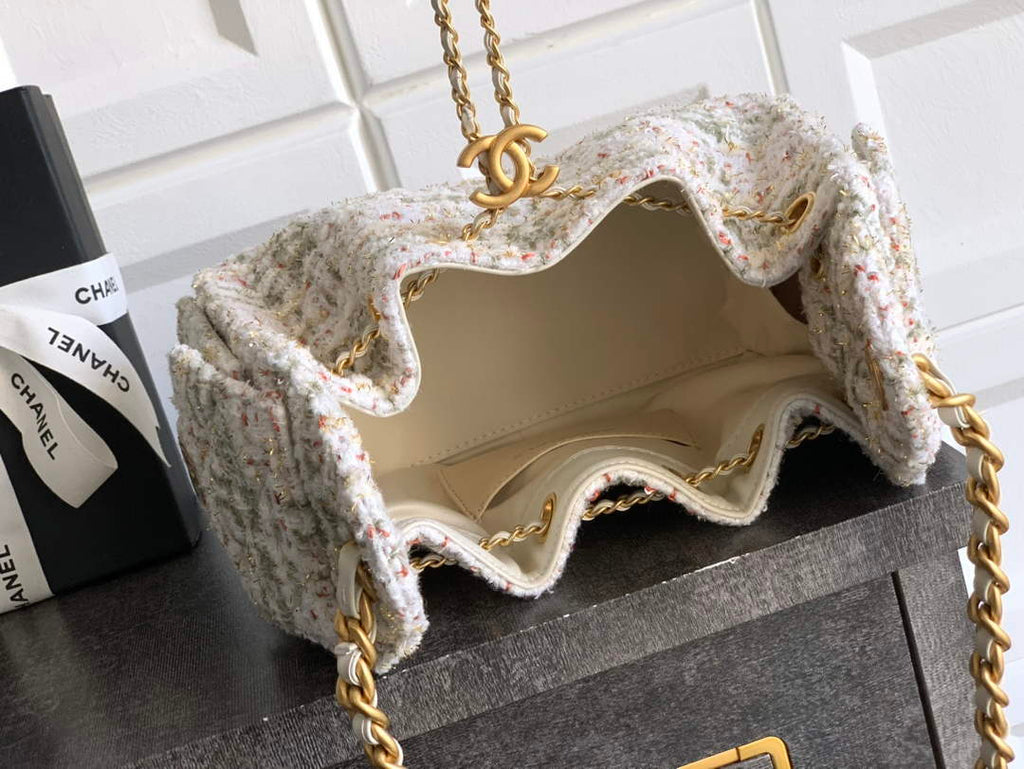Chanel 25 Mini Bag AS5631 - Tweed White
