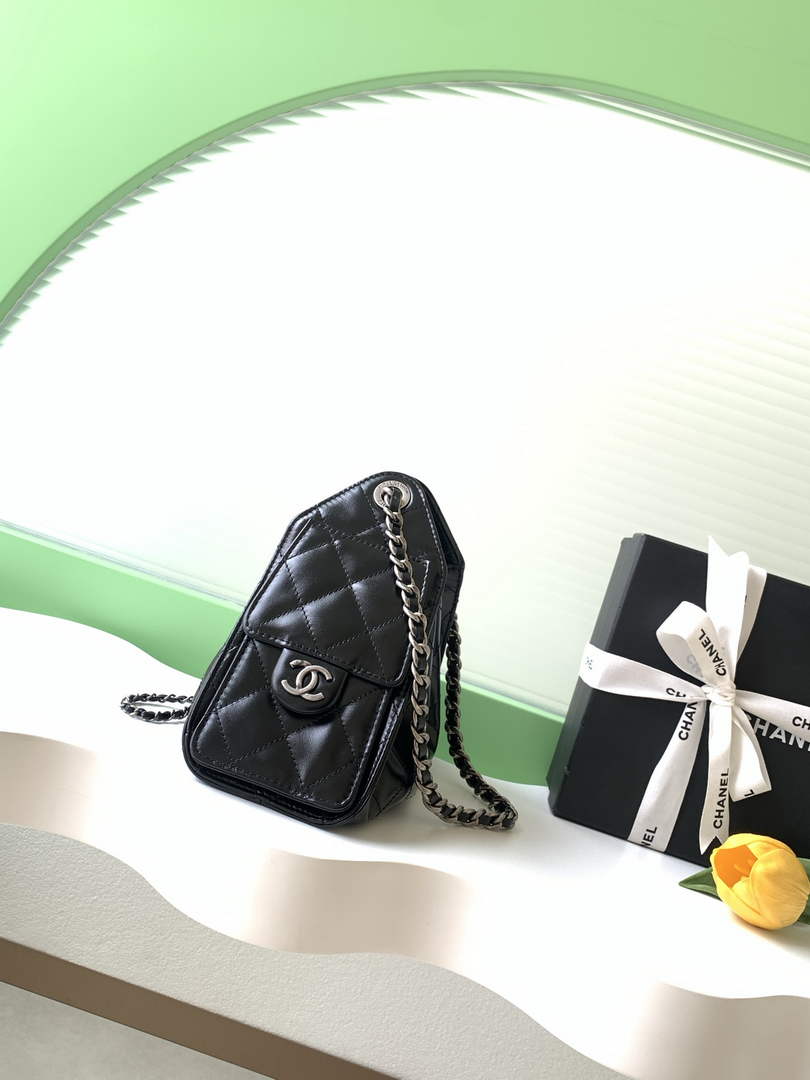 Chanel 25 Mini Handbag AS5631 - Shiny Crumpled Calfskin Black
