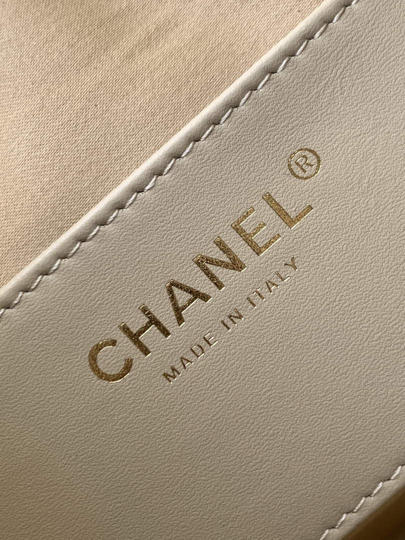 Chanel 25 Mini Handbag AS5631 - Metallic Grained Calfskin Gold