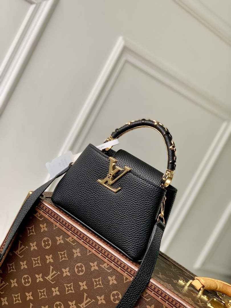 Louis Vuitton Capucines Mini Bag, M14976 In Black Taurillon Leather
