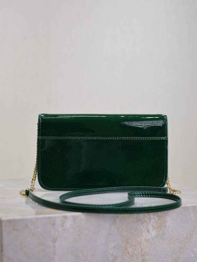 YSL CASSANDRE phone holder 635095 in patent leather green