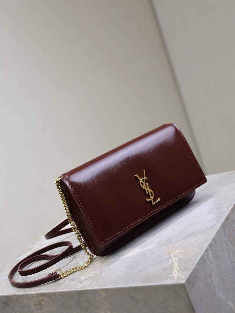 YSL CASSANDRE phone holder 820175 in smooth leather red