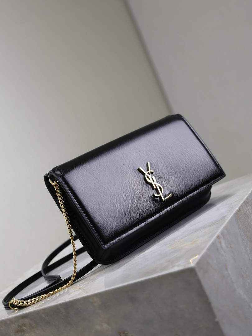 YSL CASSANDRE phone holder 820175 in smooth leather black